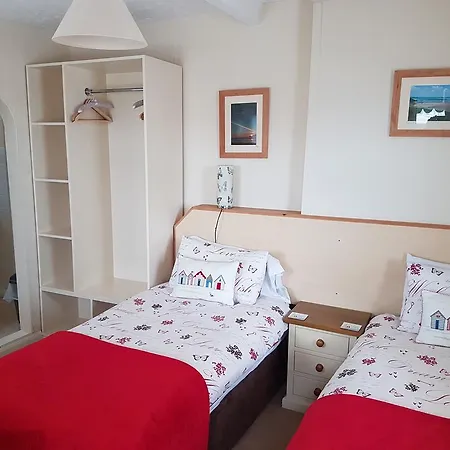 Guest house The Trelinda